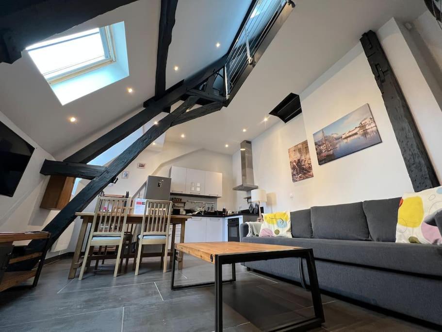 Le Jeannin, Magnifique Duplex 6 Prs - Centre Historique De Dijon Apartment Bagian luar foto