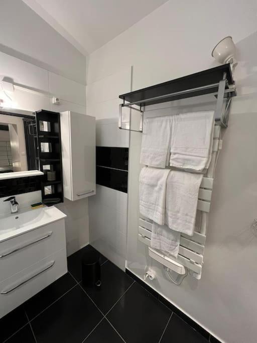 Le Jeannin, Magnifique Duplex 6 Prs - Centre Historique De Dijon Apartment Bagian luar foto